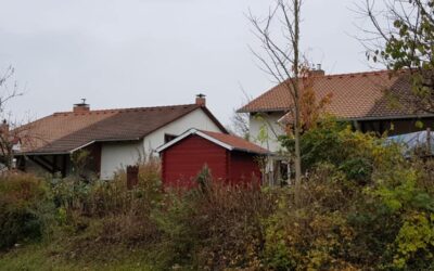 In Ravensburg vor 2 Jahren 2 Einfamilienhäuser mit Beton-Zie…